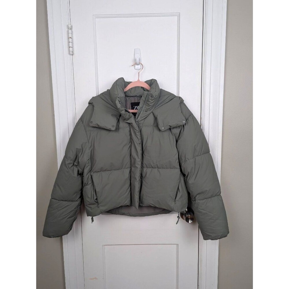 Zara Rubberized Puffer Jacket – Olive/Sage Green | Size S